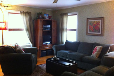 Inspiration for a timeless living room remodel in Providence