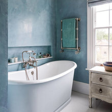On The River - Family Bathroom