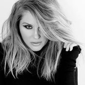 Julianne Kaye's photo