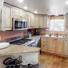 Telluride - Kitchen (Before)