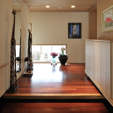 大屋根の家