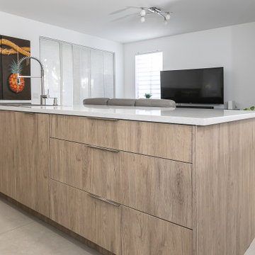 Versatil Contemporany Kitchen