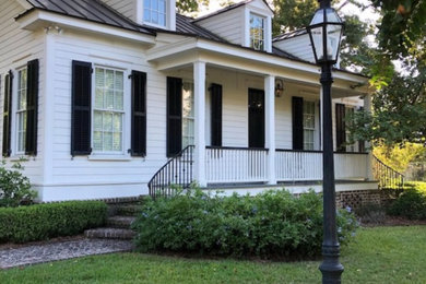 Inspiration for a porch remodel in Other