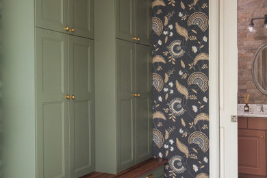 Transitional entryway photo in Raleigh