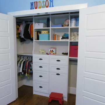 Kid's Shaker Style Reach In Closet