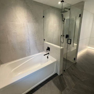 Klahanie En suite Bathroom