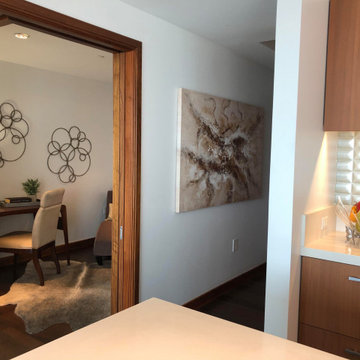 Inviting Entry Ways & Halls
