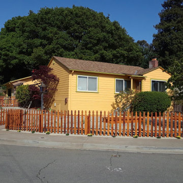 New Front Yard Redwood Picket Fence