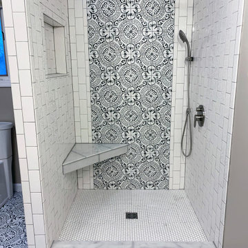Black & white patterned tile bathroom