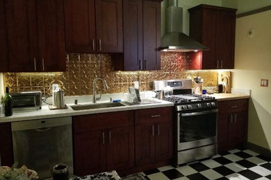 Trendy kitchen photo