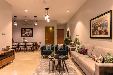 Trendy living room photo in Mumbai