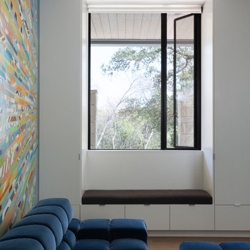 Simply Modern