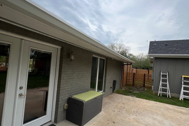 Patio - modern patio idea in Austin