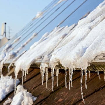 Roof & Gutter De-Icing
