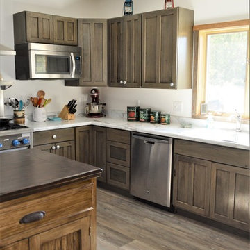 Roann, IN. Haas Signature Collection. Barnwood Hickory Kitchen