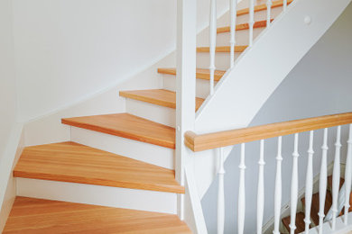 Country Treppe mit Holz-Setzstufen in Frankfurt am Main