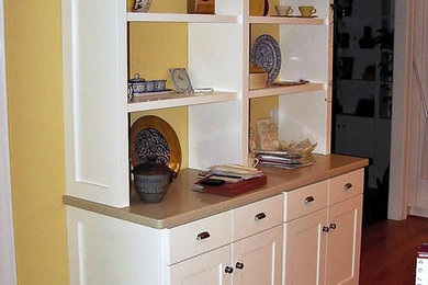 Elegant kitchen photo in Raleigh
