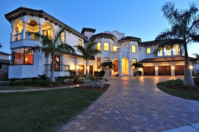 Inspiration for a mediterranean exterior home remodel in Tampa