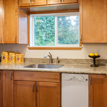 Rambler on a SUB-DIVIDABLE lot - For Sale!