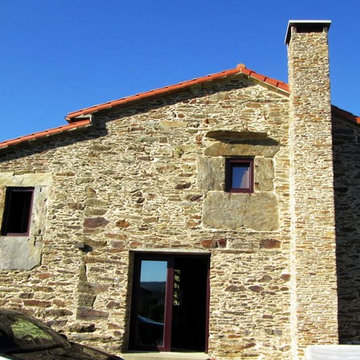 Reconstrucción de vivienda en O Pino