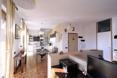 Esempio di una sala da pranzo minimalista