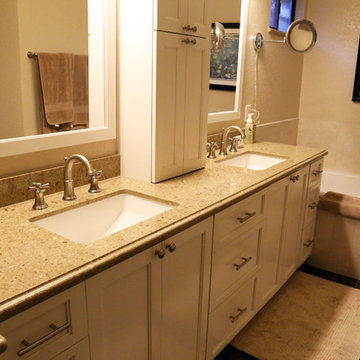 Gold River Bathroom