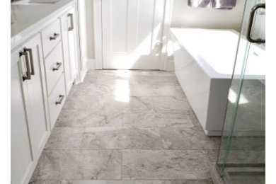 Primary en Suite with Travertine Natural Stone