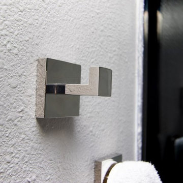 Master Bath Hardware
