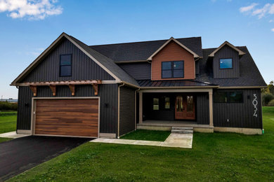 Inspiration for a contemporary exterior home remodel in New York