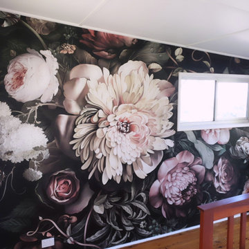 Flowers wallpaper in a bedroom