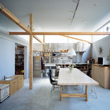 Houzzツアー：住宅が密集する旗竿地に実現した広くて明るいリビングの住まい
