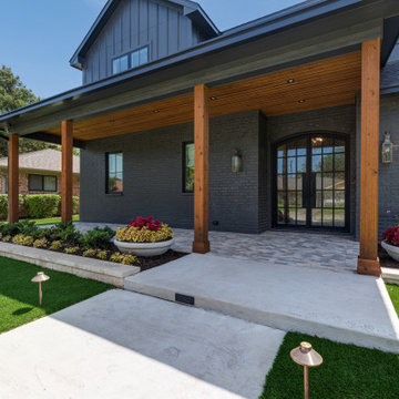 1204 La Mesa