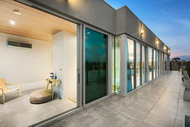 Photo of a contemporary balcony in Melbourne.