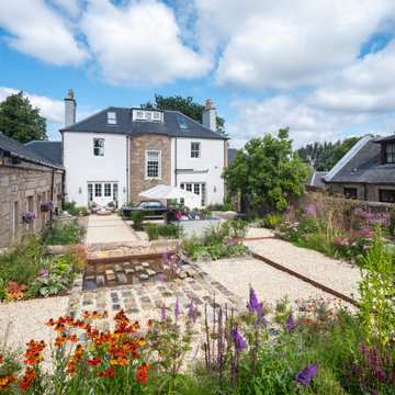 Courtyard Garden in Eaglesham