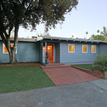 Mid-Century Pool Home