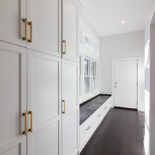 FOYER / HALLWAY