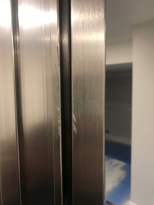 Subzero Fridge damaged/scratched from delivery