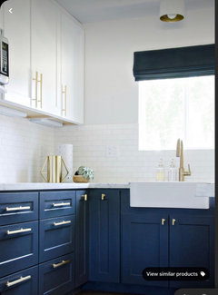 Design Dilemma: Boosting Kitchen Color with Accessories