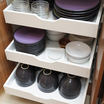 Colony Drive Kitchen