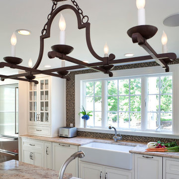 Modern Traditional Kitchen