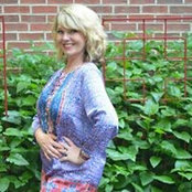 Stephanie Powers's photo