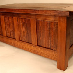 Walnut coffee table/blanket chest - Furniture