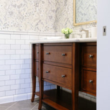 Nanas Bathrooms (Kelsey’s Photos)