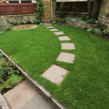 Quaint Cottage Garden