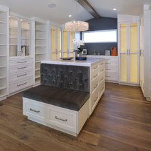 Walk-in closet