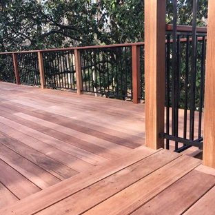 アトランタのトラディショナルスタイルのおしゃれなデッキの写真