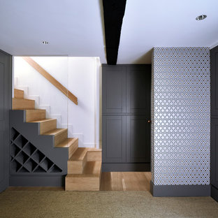 Pond Square (Staircase)