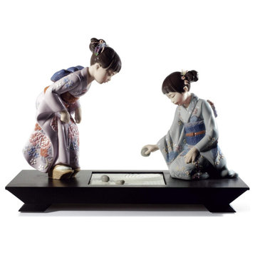 Lladro Japanese Garden Figurine 01008640