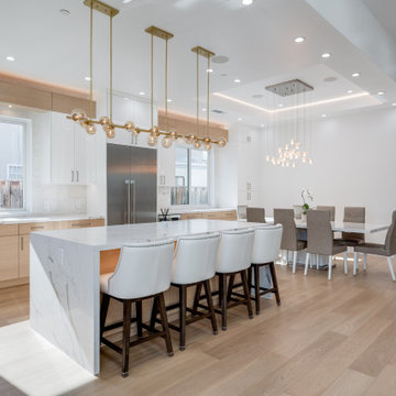 Spacious Kitchen and Dining room