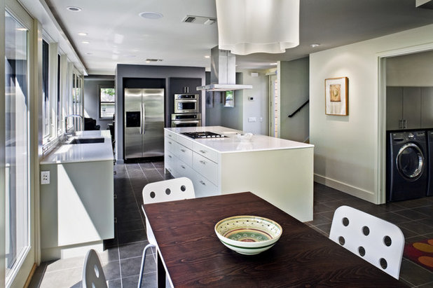 Renovation Detail: The Kitchen Laundry Room  Contemporary Kitchen by Webber + Studio, Architects